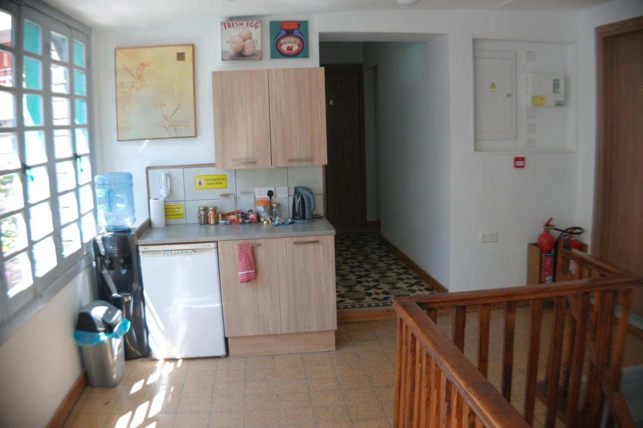 Harrys Inn Guesthouse Λάρνακα Εξωτερικό φωτογραφία
